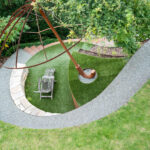 Jardin pente élément décoratif