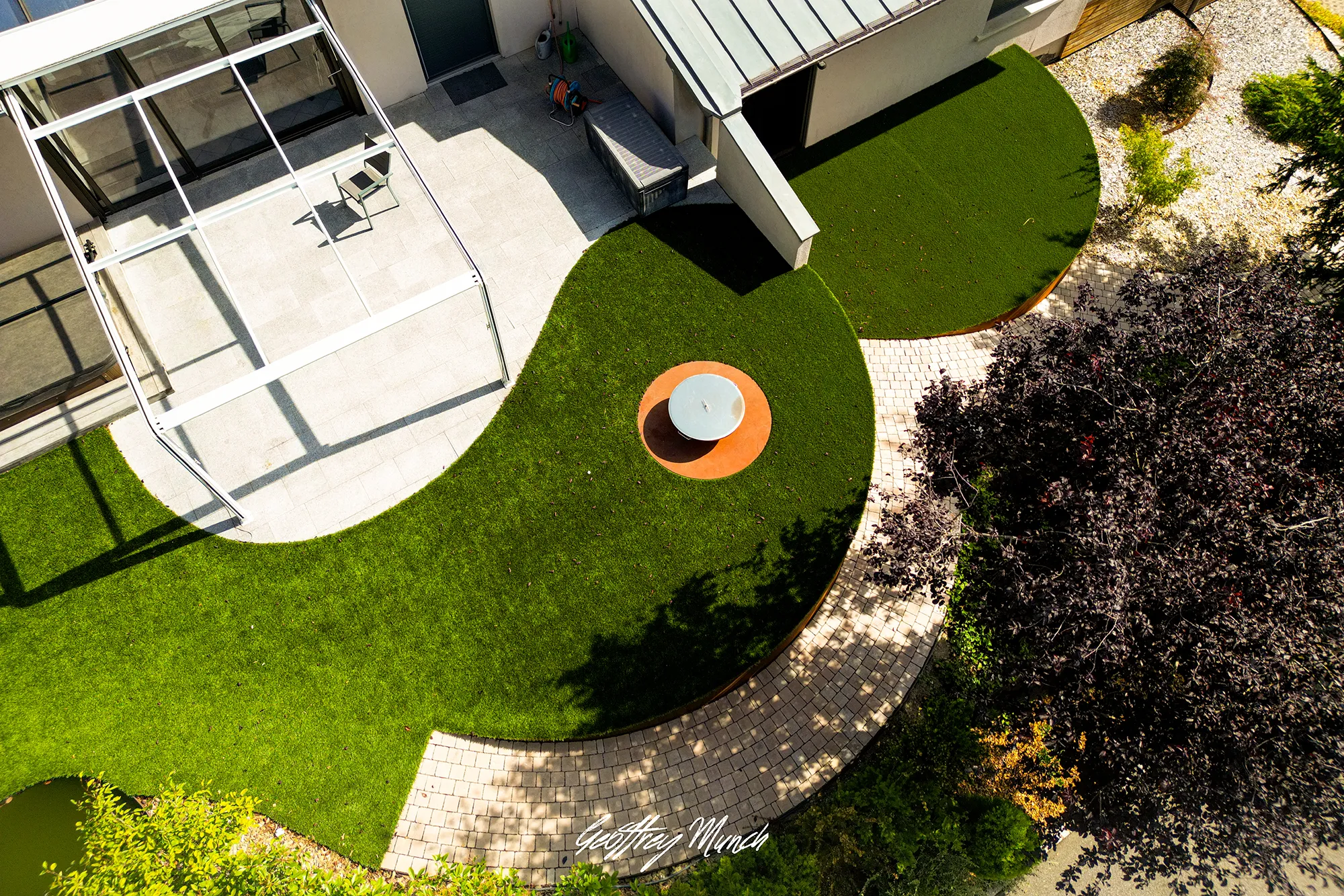 Aménagement de jardin pentu en terrasses